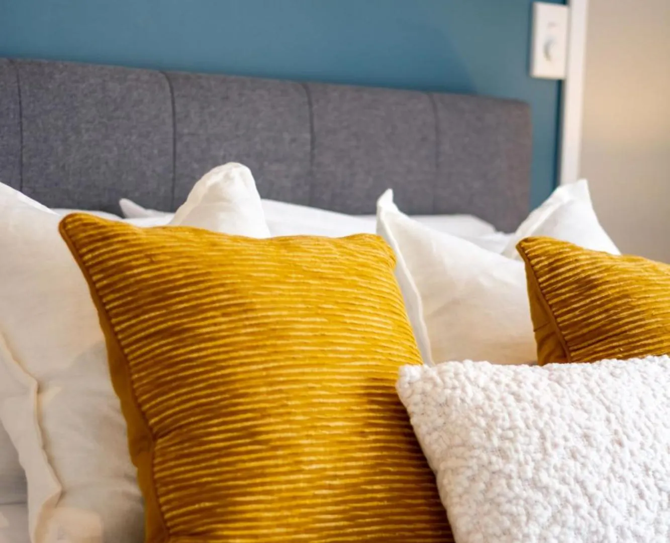 Glamorous 2 Bed Cbd Townhouse W/King Bed Christchurch Apartment